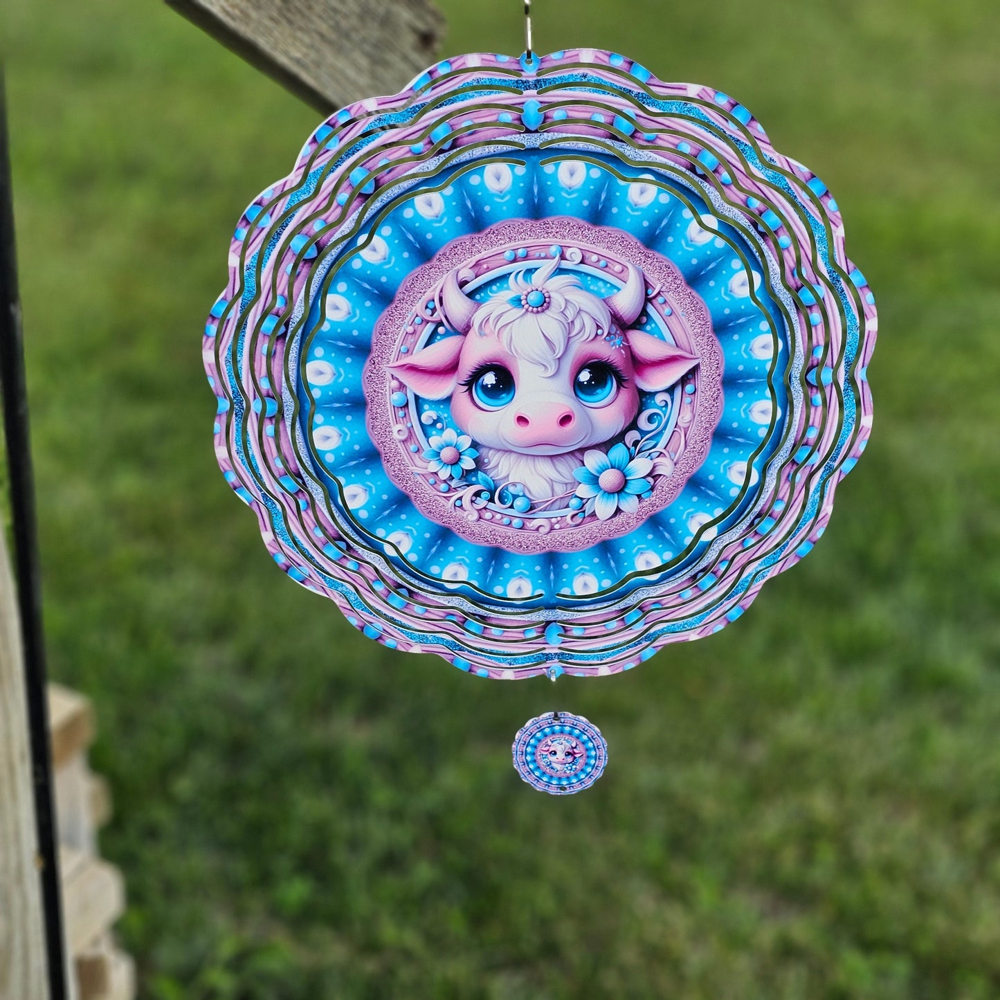 Turquoise Calf – Everyday – Yard-Ready Material Wind Spinner