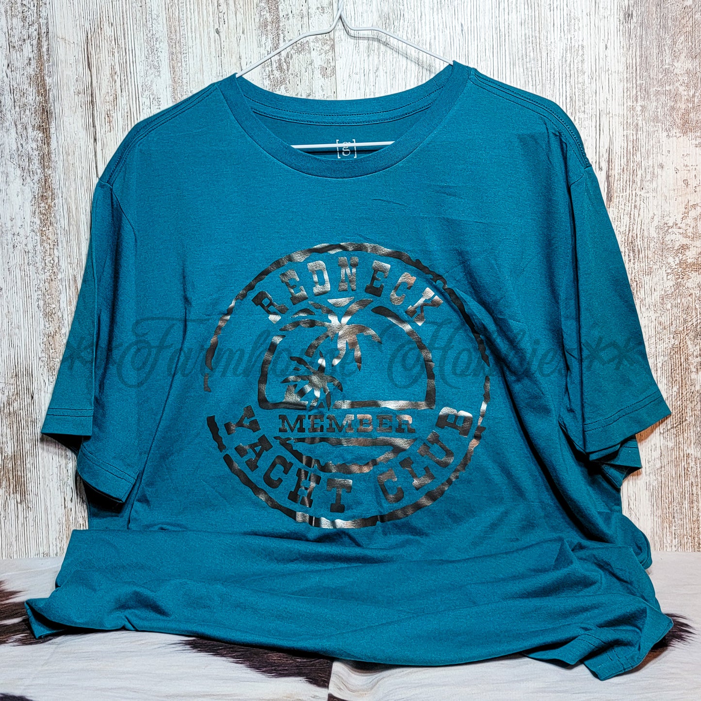 Redneck Yacht Club Tshirt SS T-shirt Farmhouse Hobbies