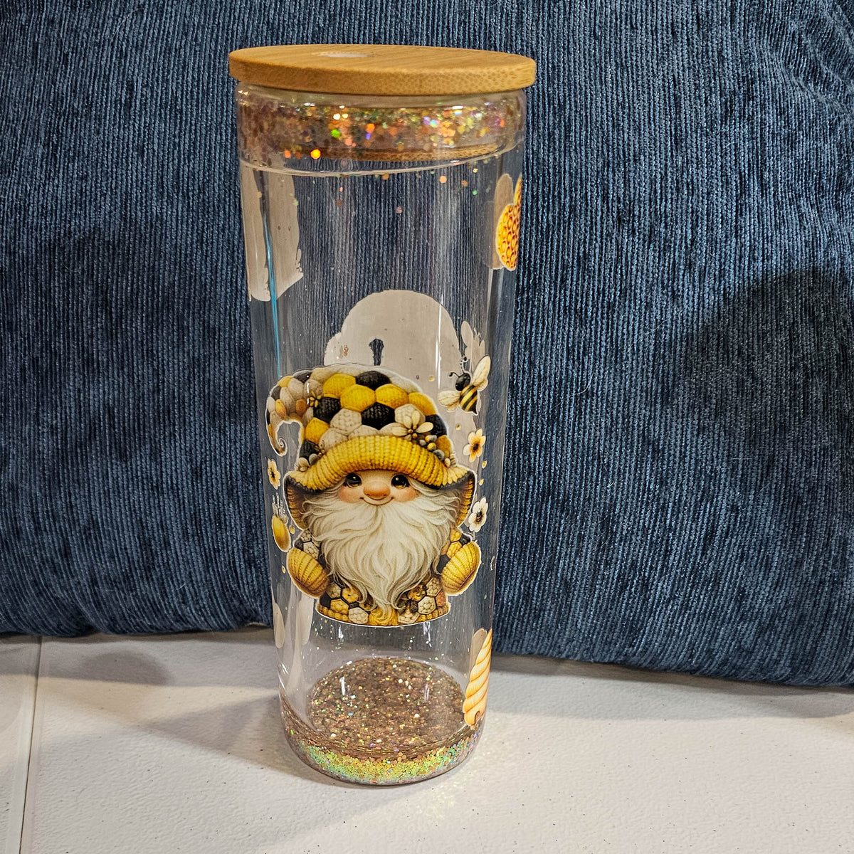 20 oz Glitter Globe - Honey Bee & Gnomes with custom gift design
