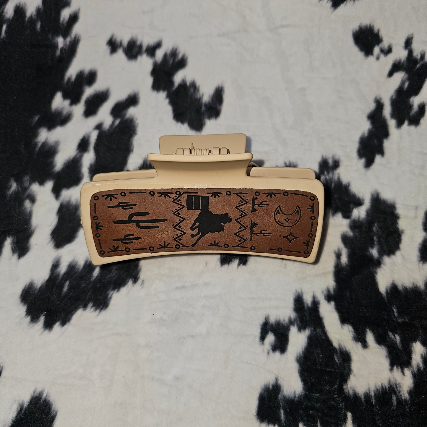 Leather Engraved – Everyday Favorite – Leather Claw Clip