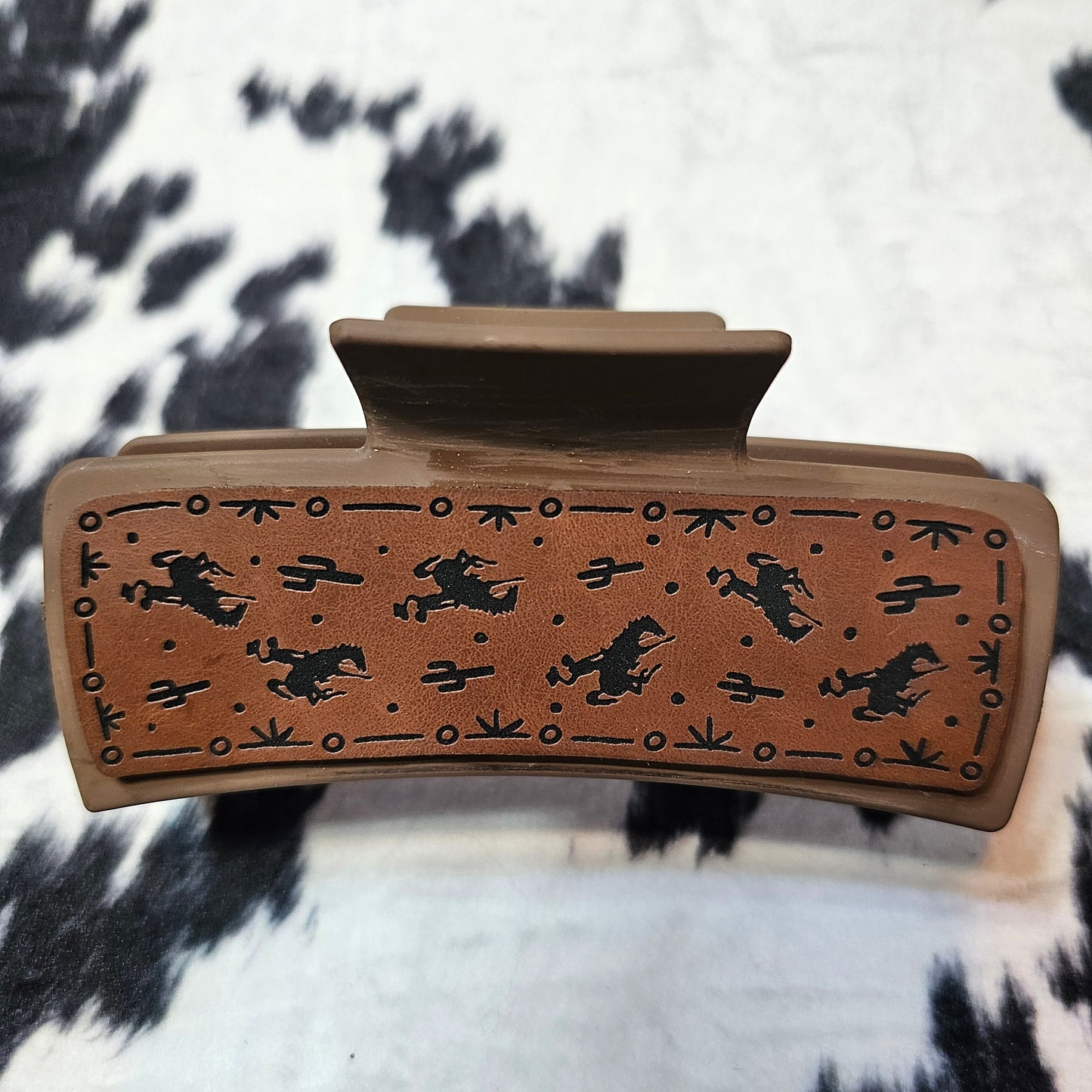 Leather Engraved – Everyday Favorite – Leather Claw Clip