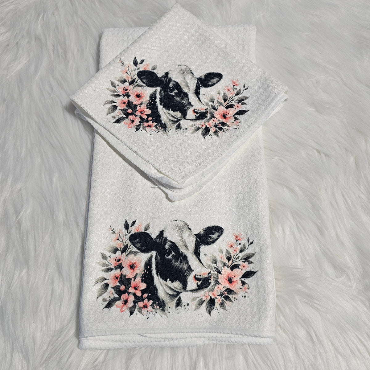 Holstein with Flowers Towel Set