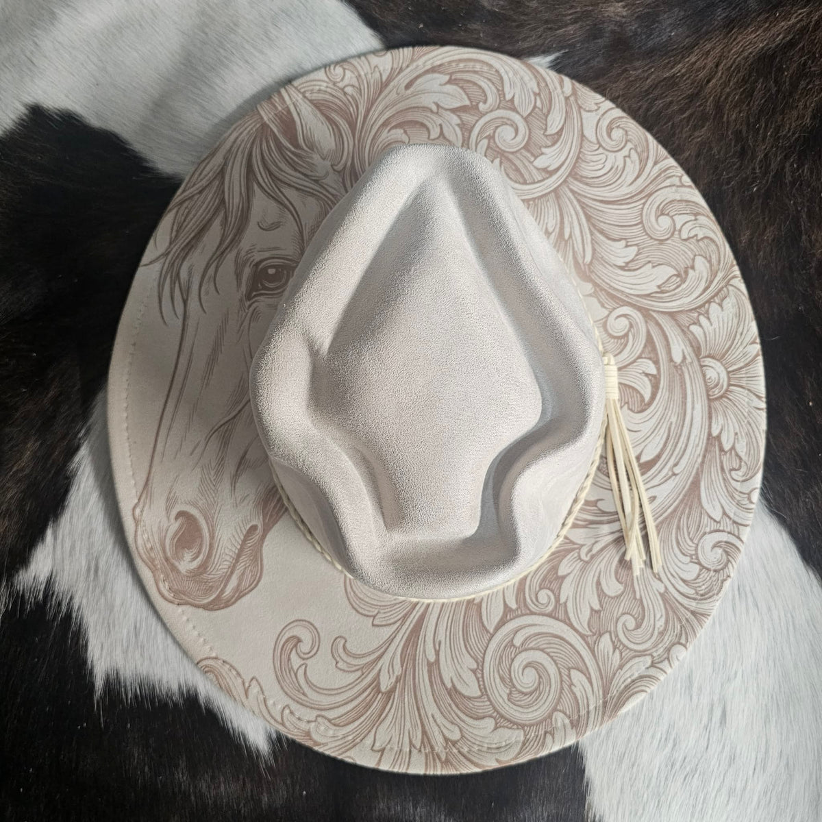 Ivory Horse & Scroll Hat